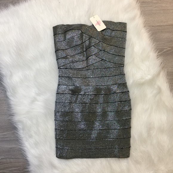 L’ATISTE Sparkle Strapless Dress NWT - Picture 2 of 7